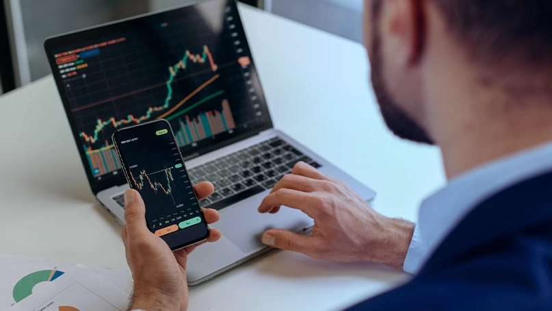 Panel de control de trading de Cumbre Valtaris